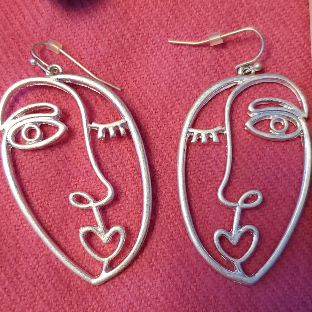 "Winky" Face Earrings - Picture 4 of 4